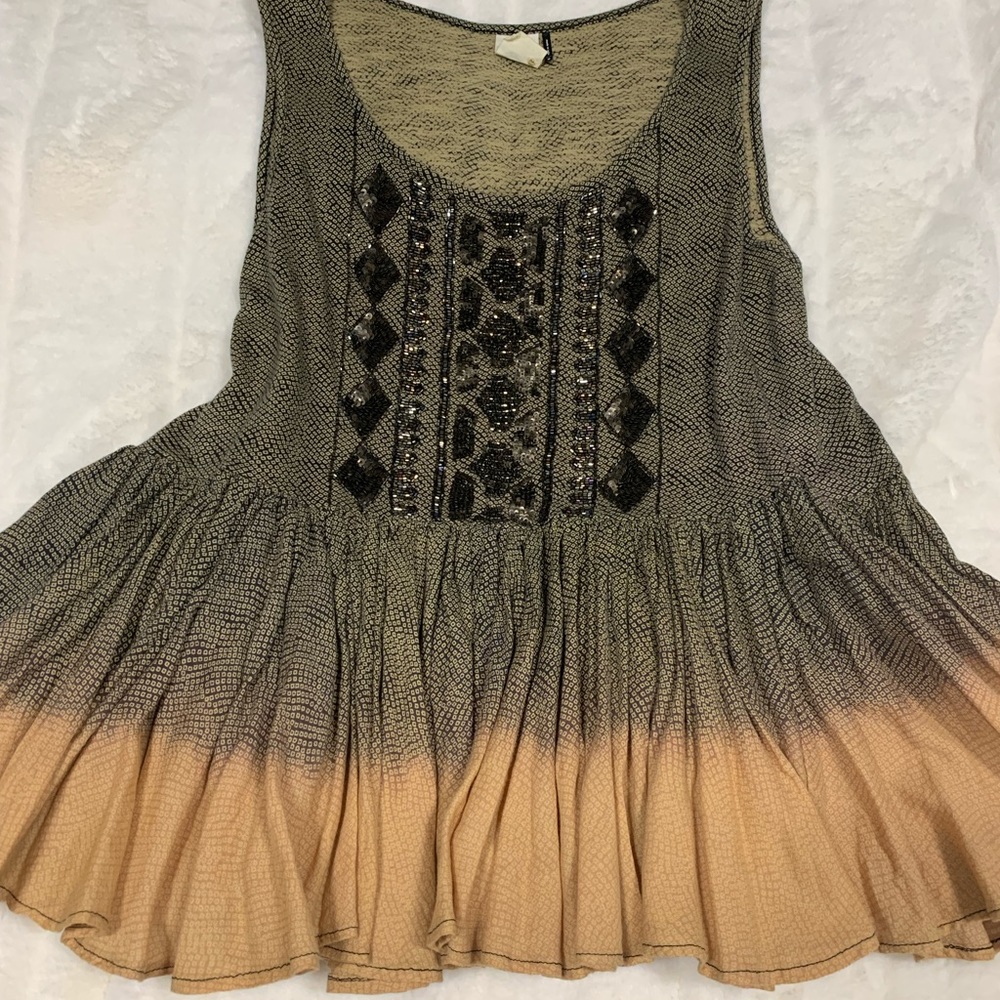 Anthropologie Akemi+Kin Peplum Top - Picture 3 of 5